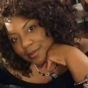 Meet your Posher, Deedi